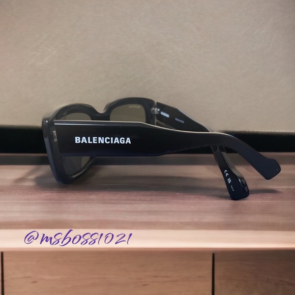 Balenciaga Authentic Black Sunglasses BRAND NEW - Picture 2 of 3